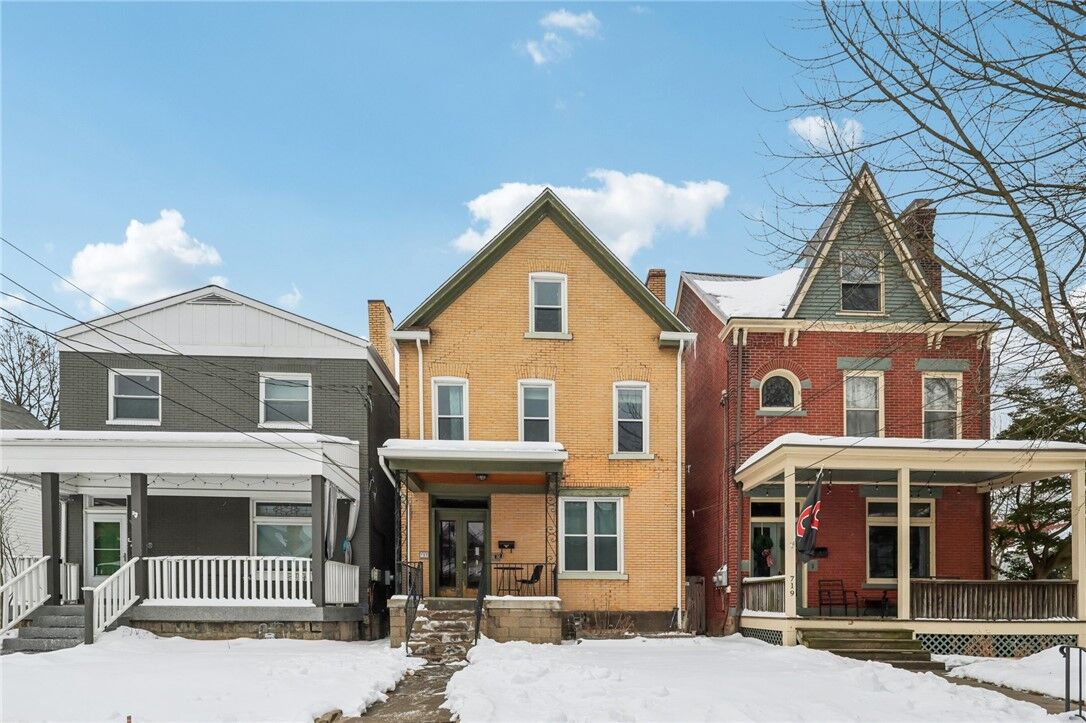 Property Photo:  717 E End Ave  PA 15221 