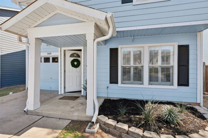 Property Photo:  10635 Marshitahs Way  TX 78748 