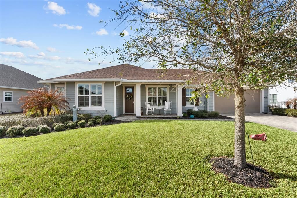 Property Photo:  93322 Sandown Drive  FL 32034 