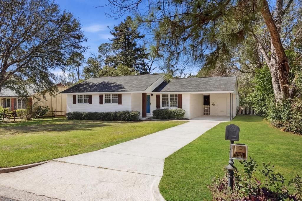 Property Photo:  2011 Murray Hill Lane  GA 31707 