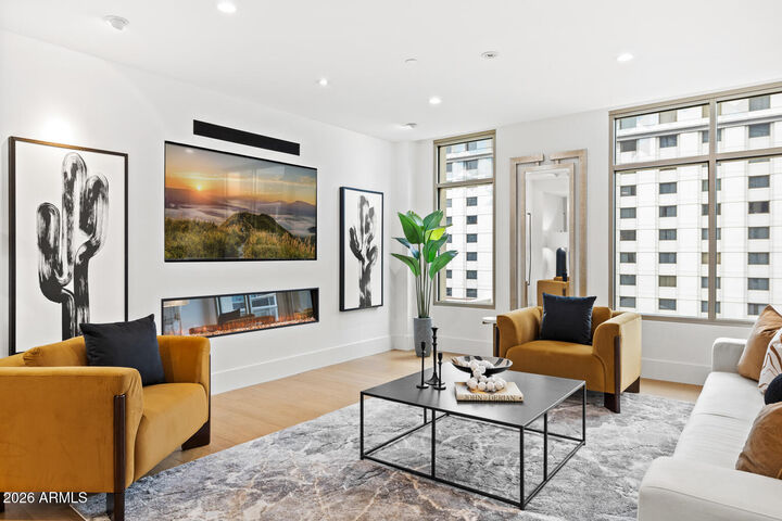 Property Photo:  2402 E Esplanade Lane 604  AZ 85016 