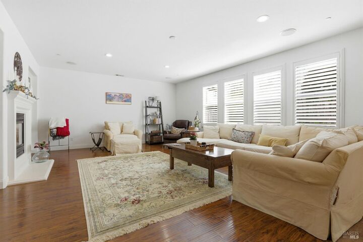 Property Photo:  26 Waterbury Lane  CA 94949 