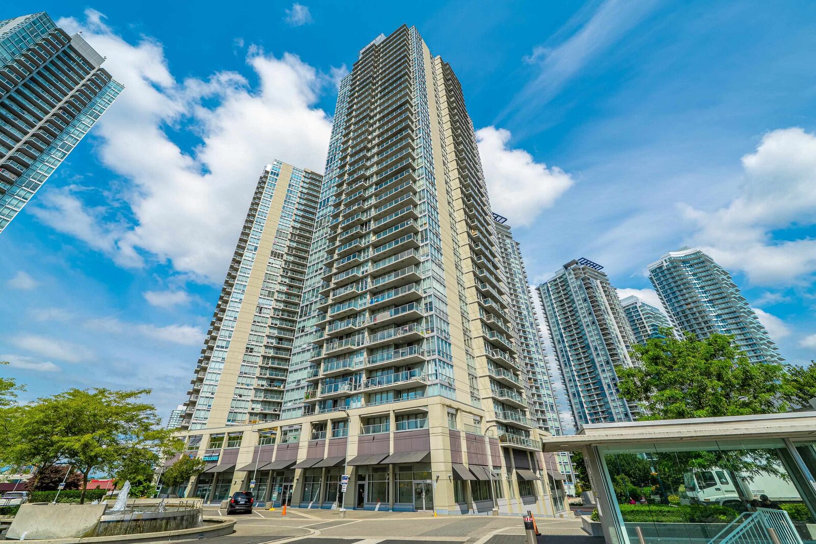 Property Photo: 9981 Whalley Boulevard 3607 BC V3T 0G6