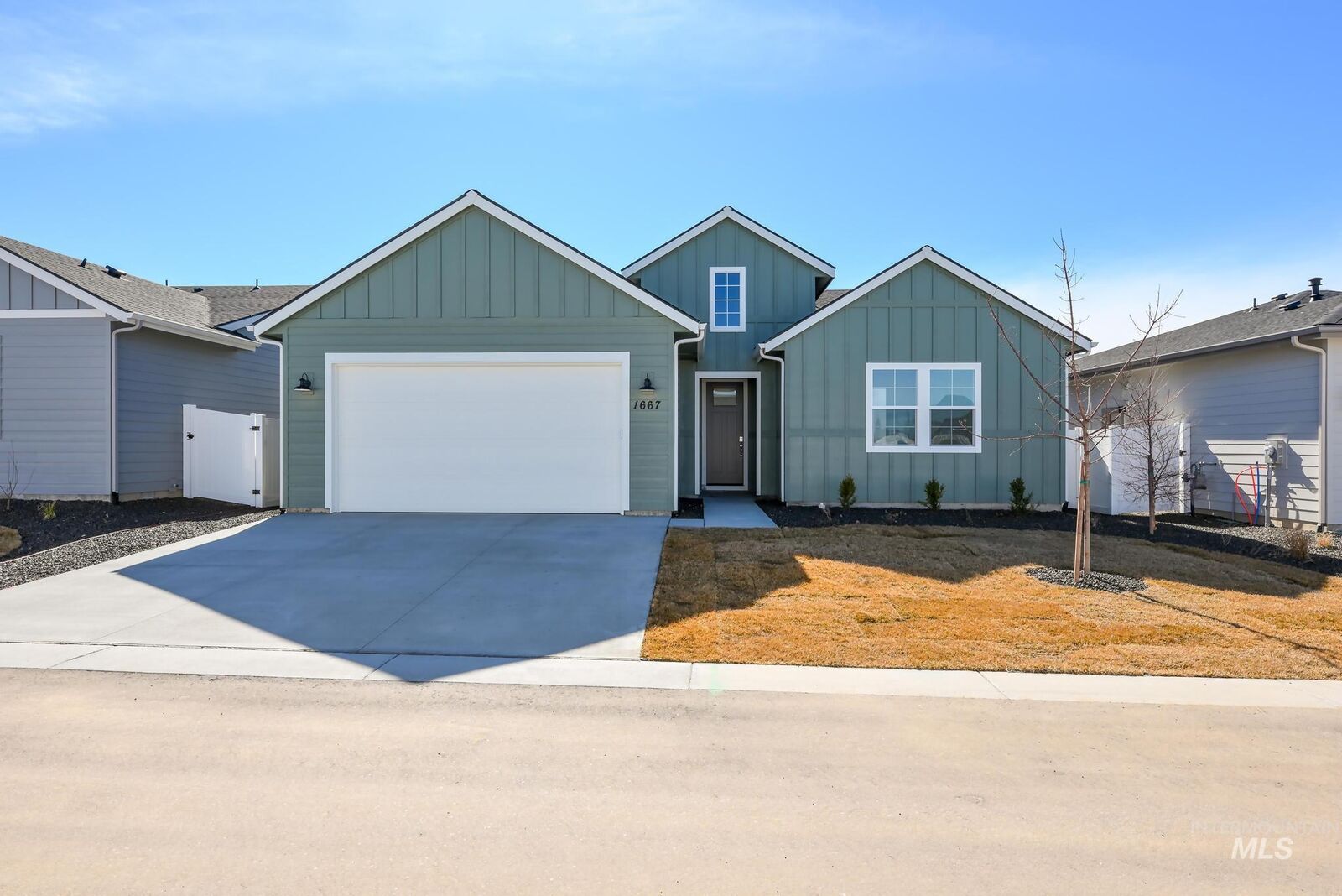 Property Photo:  1667 W Arya St  ID 83634 