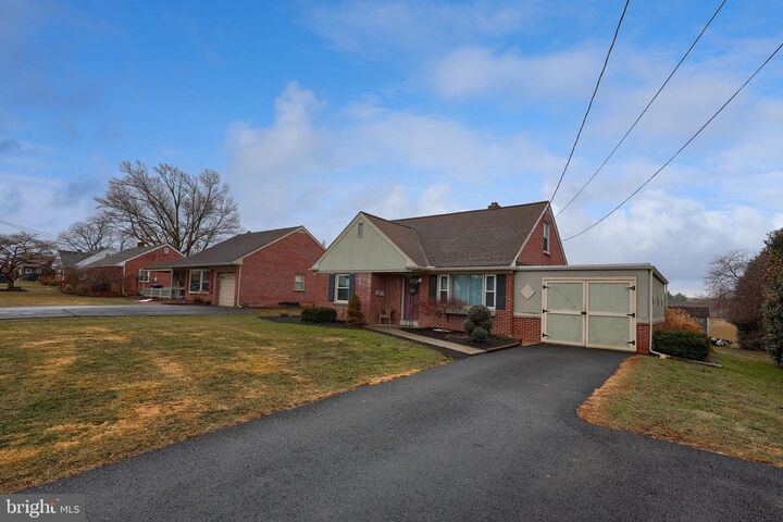Property Photo:  1160 Wea Wit Street  PA 17519 