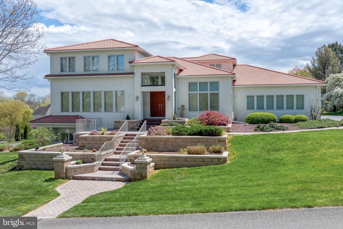 Property Photo:  23 Deerfield Road  PA 17603 