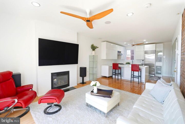 Property Photo: 115 New York Avenue NW 9 DC 20001