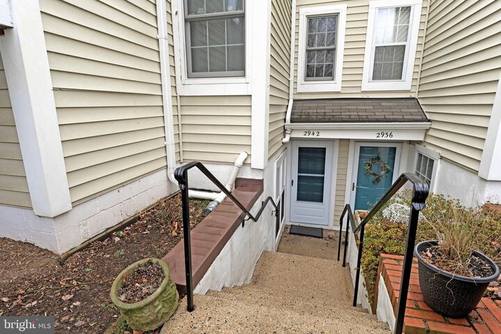 Property Photo: 2942 Yarling Court 2942 VA 22042