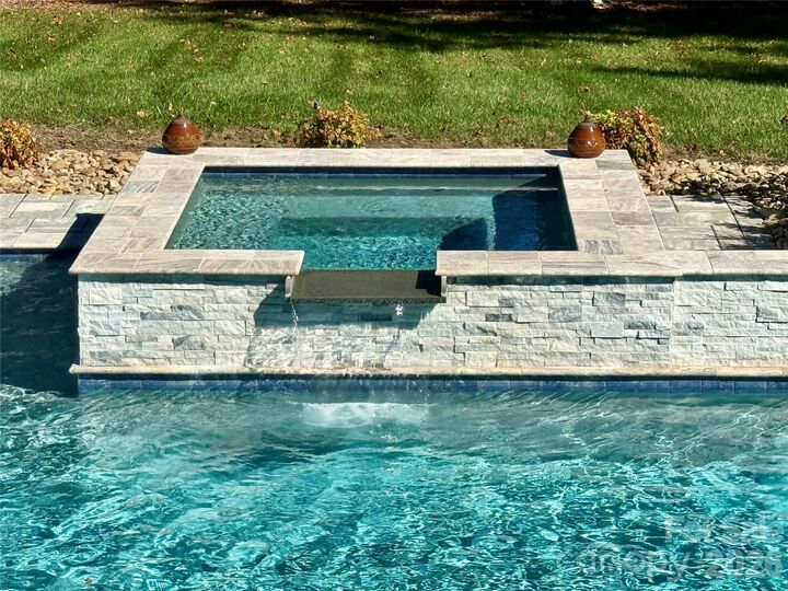 Property Photo:  147 Castle Drive  NC 28117 