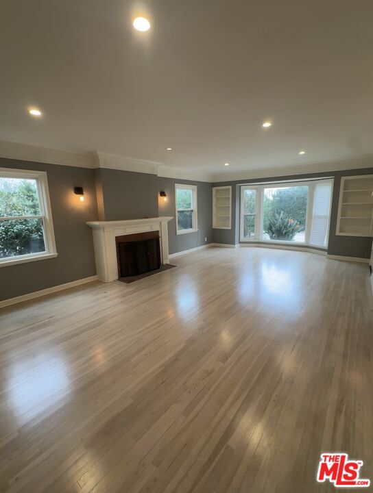 Property Photo:  1426 Hauser Blvd  CA 90019 