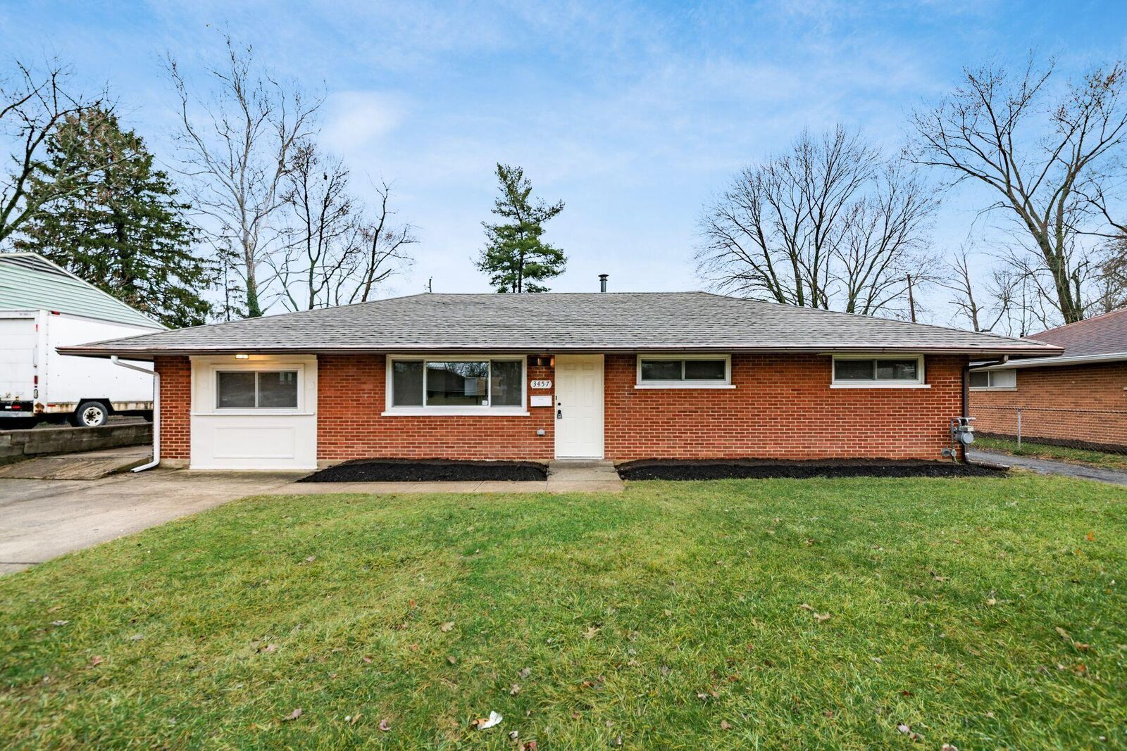 Property Photo:  3457 Roswell Drive  OH 43227 