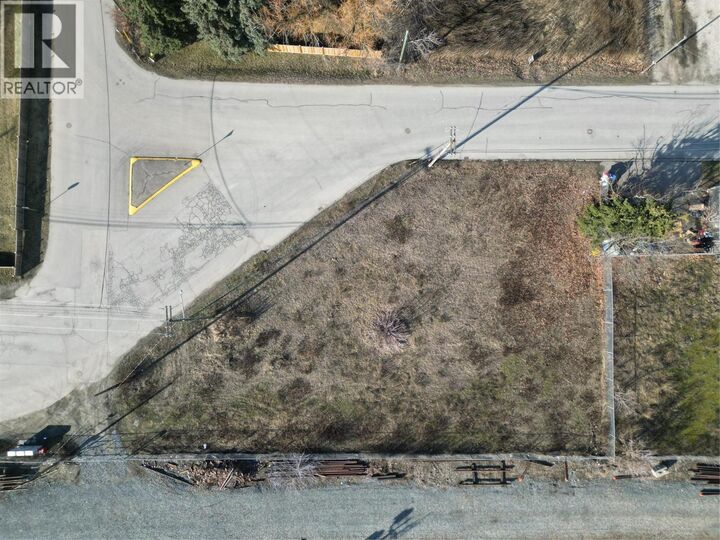 Property Photo:  260 Beatty Avenue Northwest  BC V1E 1W3 