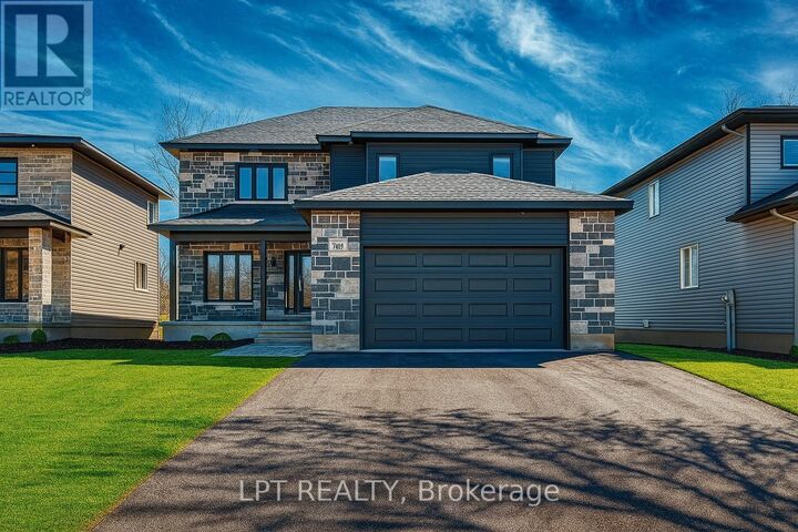 945 Katia Street — photo 1