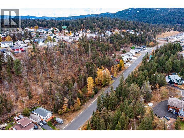 Property Photo:  331 Poplar Drive  BC V0K 1W0 