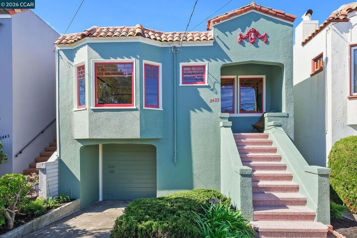 Property Photo:  2439 34th Avenue  CA 94116 