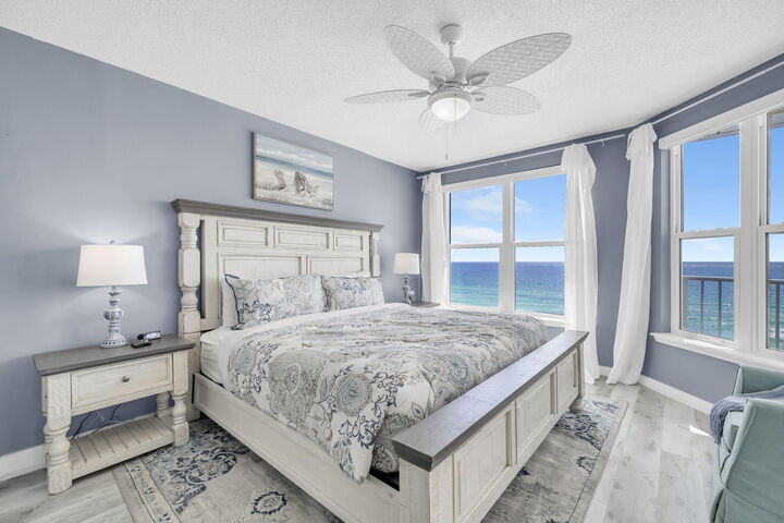 Property Photo:  670 Nautilus Court 602  FL 32548 