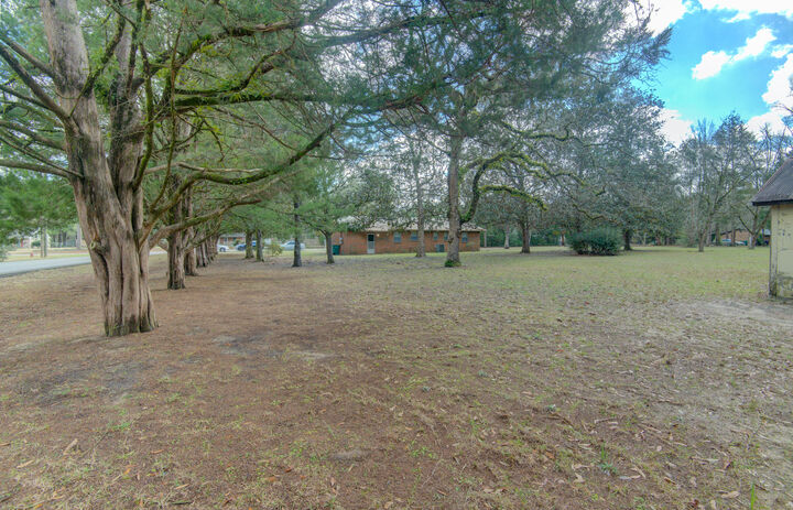 Property Photo:  4826 Primrose Street  FL 32539 