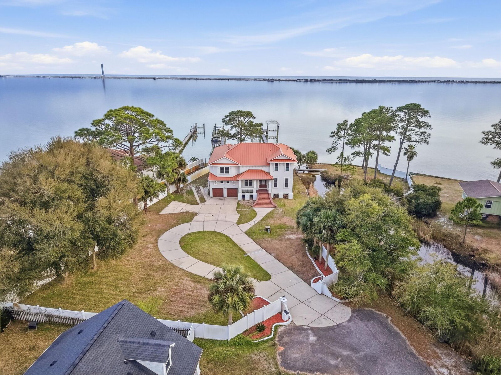 Property Photo:  431 Atwater Court  FL 32569 
