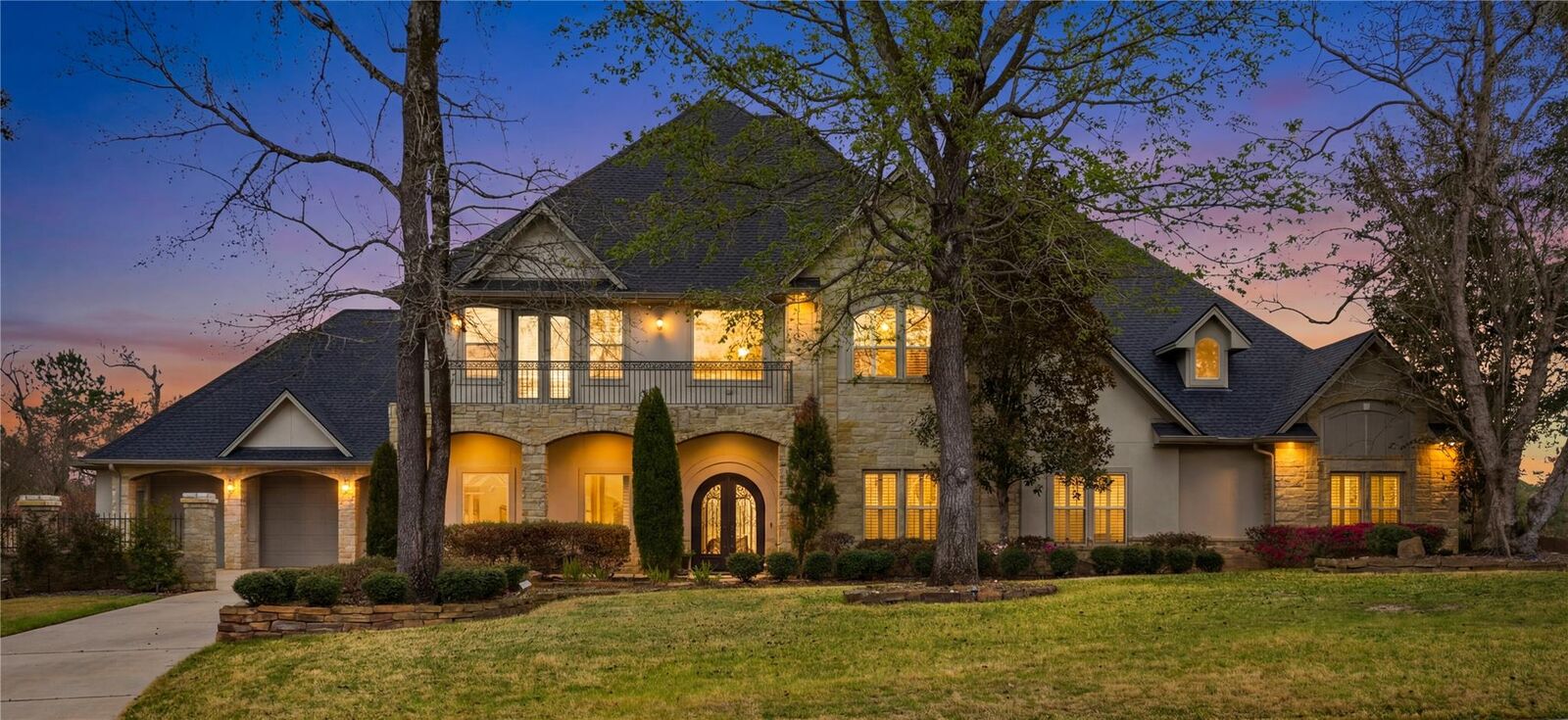 Property Photo:  6702 Star Ledge Court  TX 77389 