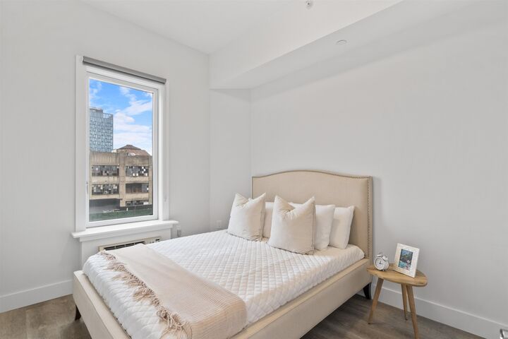 Property Photo:  412 Whiton St 401  NJ 07304 