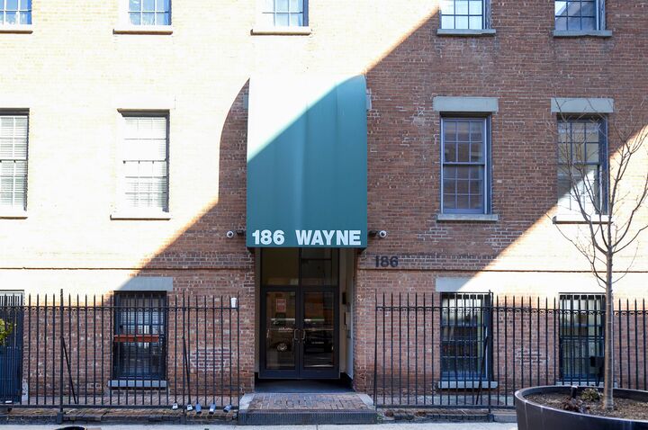 Property Photo:  186 Wayne St 118D  NJ 07302 