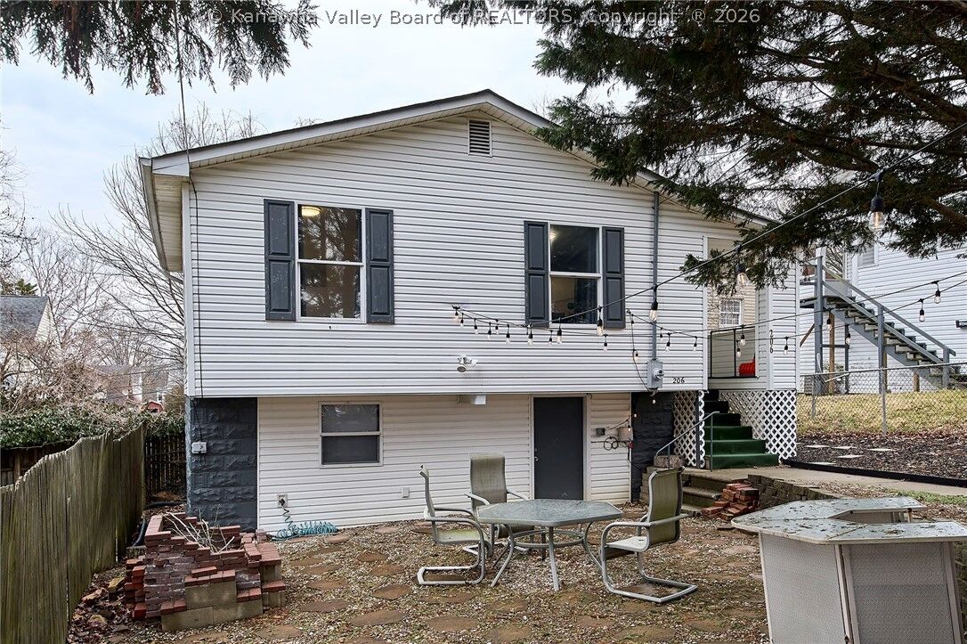 Property Photo:  206 Henson Avenue  WV 25303 