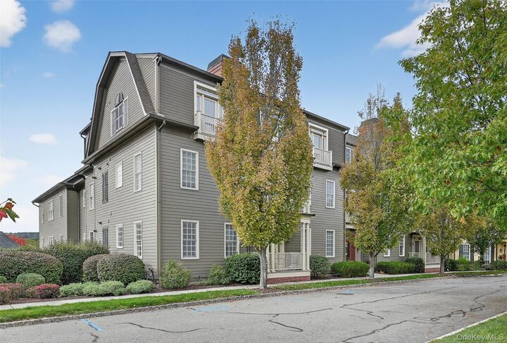 Property Photo:  15 Cropsey Street 15-3A  NY 10990 