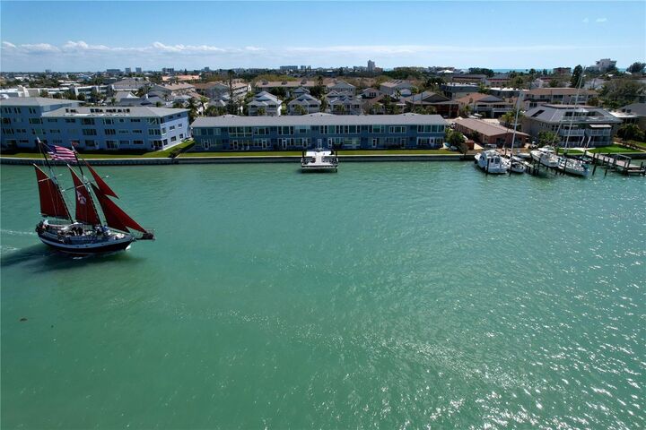 Property Photo: 250 126th Avenue 110 FL 33706