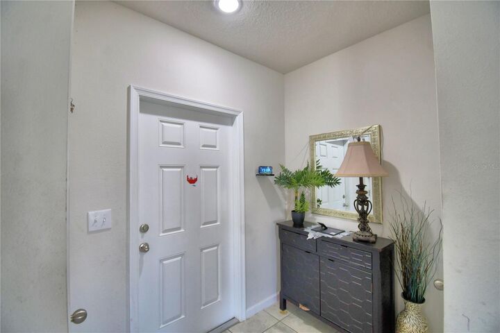 Property Photo:  1533 Majestic Lane  FL 33880 