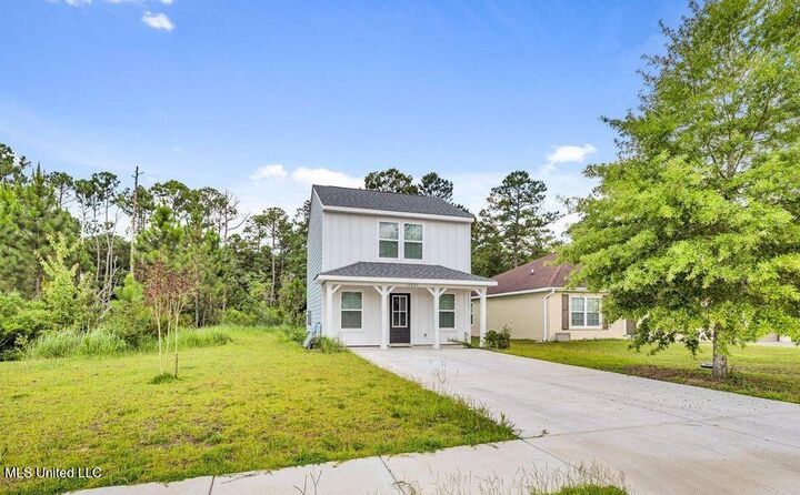 Property Photo:  13227 Willow Oak Circle  MS 39503 