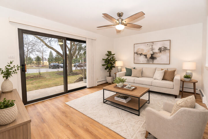 Property Photo:  837 S Dwyer Avenue A  IL 60005 