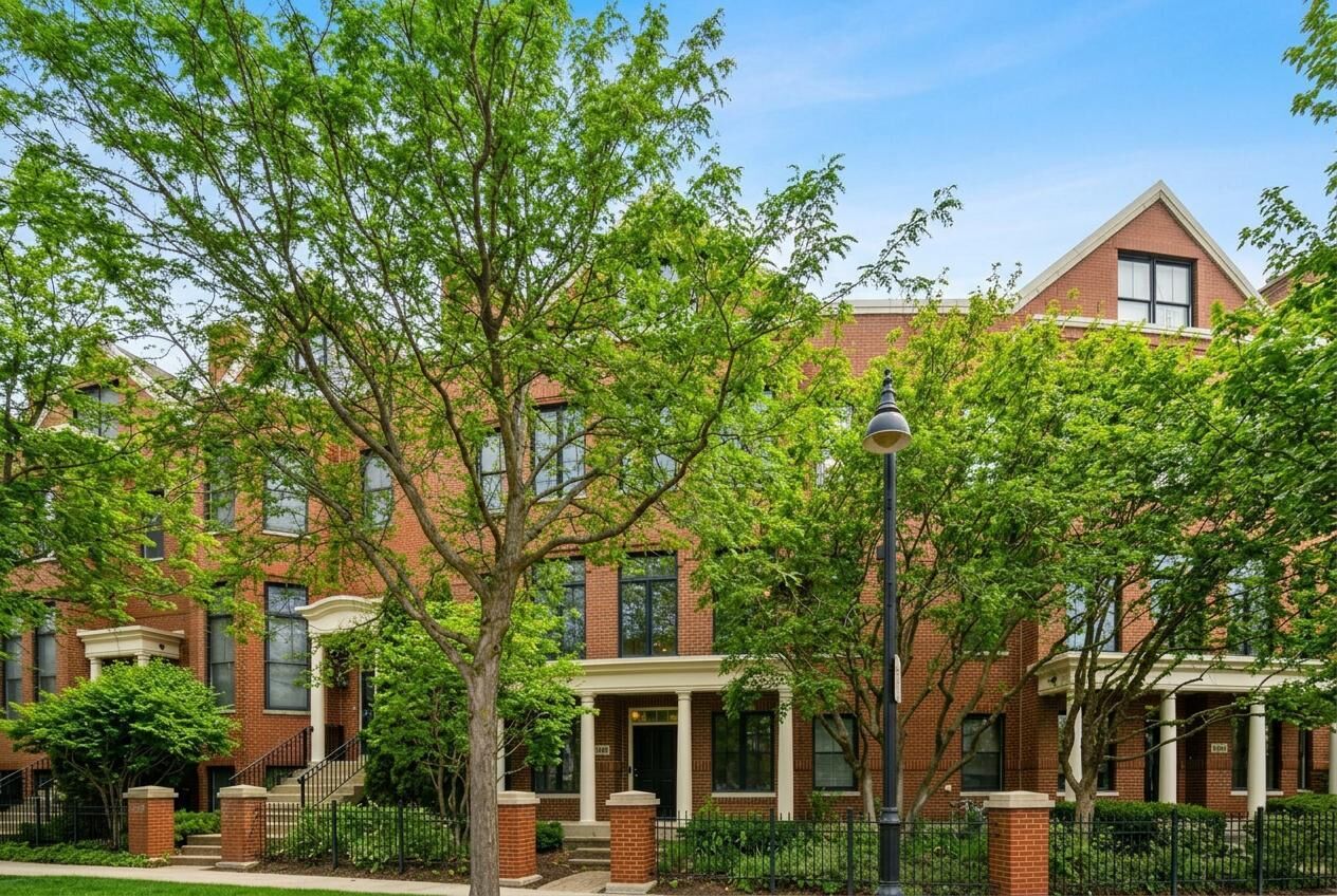 Property Photo: 1813 Admiral Court IL 60026