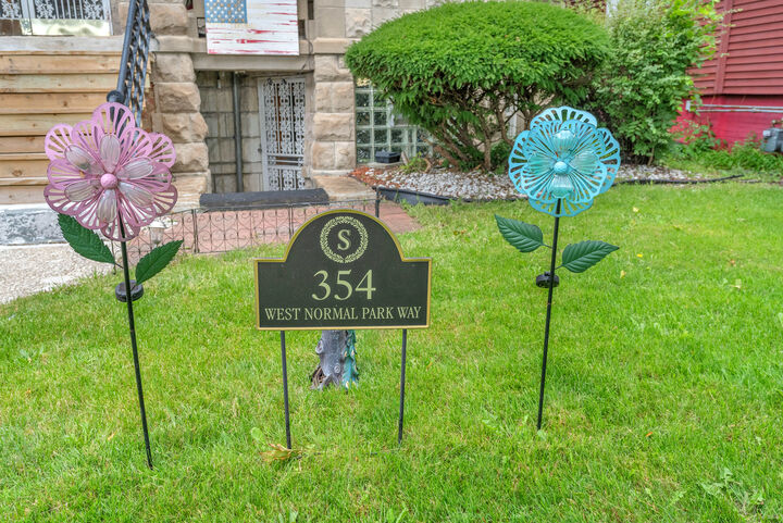 Property Photo:  354 W Normal Parkway  IL 60621 