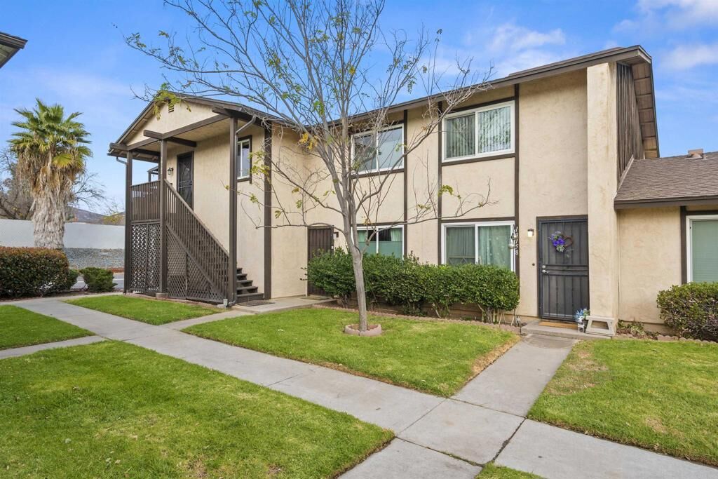 Property Photo:  10158 Carefree Dr  CA 92071 