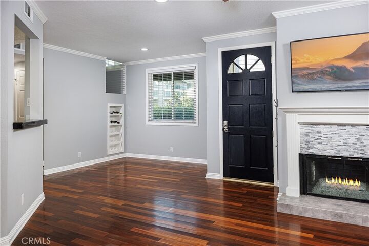 Property Photo: 7291 Coho Dr 105 CA 92648