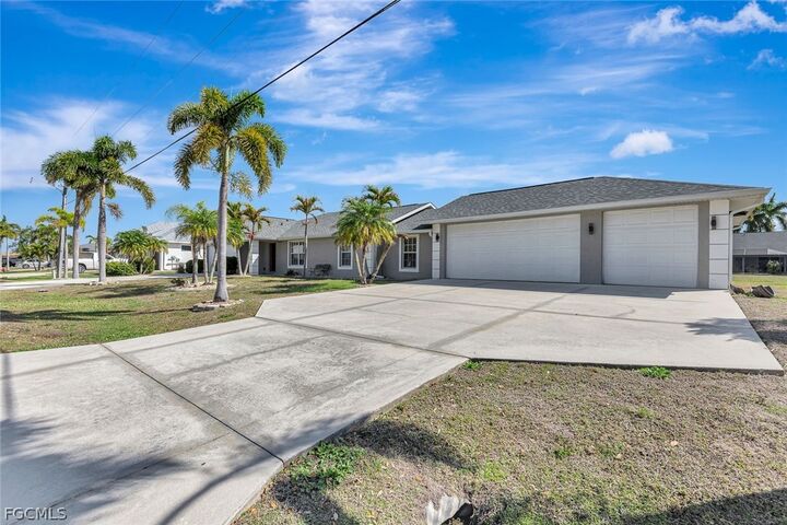 Property Photo:  7518 Carambola  FL 33955 