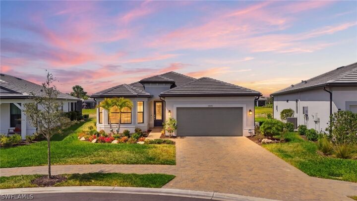 Property Photo: 1909 Fresno Avenue FL 34120