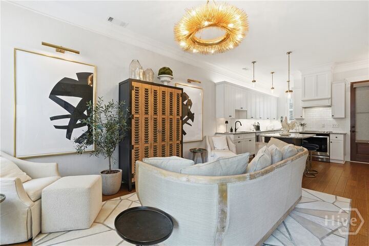 Property Photo:  720 Tattnall Street  GA 31401 