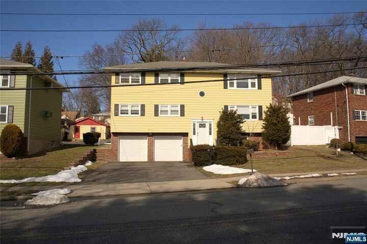 Property Photo:  85 Rock Road  NJ 07506 