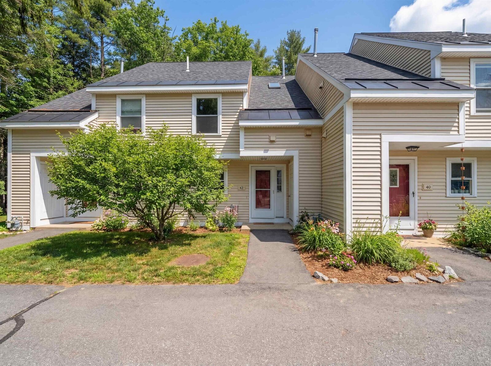 Property Photo:  42 Modena Drive  NH 03301 