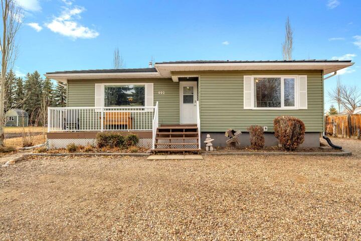 602 Partridge Drive — photo 1