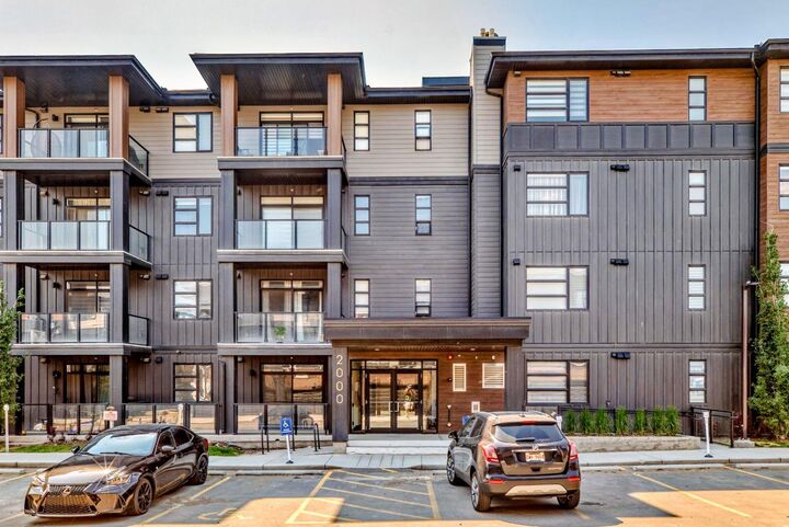 Property Photo:  55 Lucas Way NW 2307  AB T3P 2C7 
