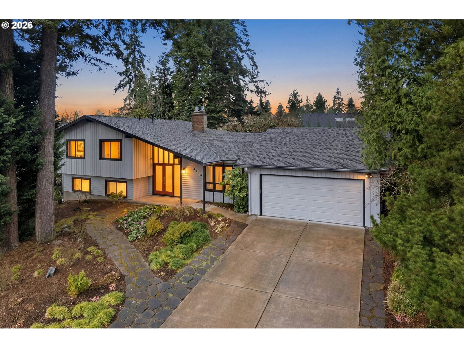 Property Photo:  4445 NW Malhuer Ave  OR 97229 