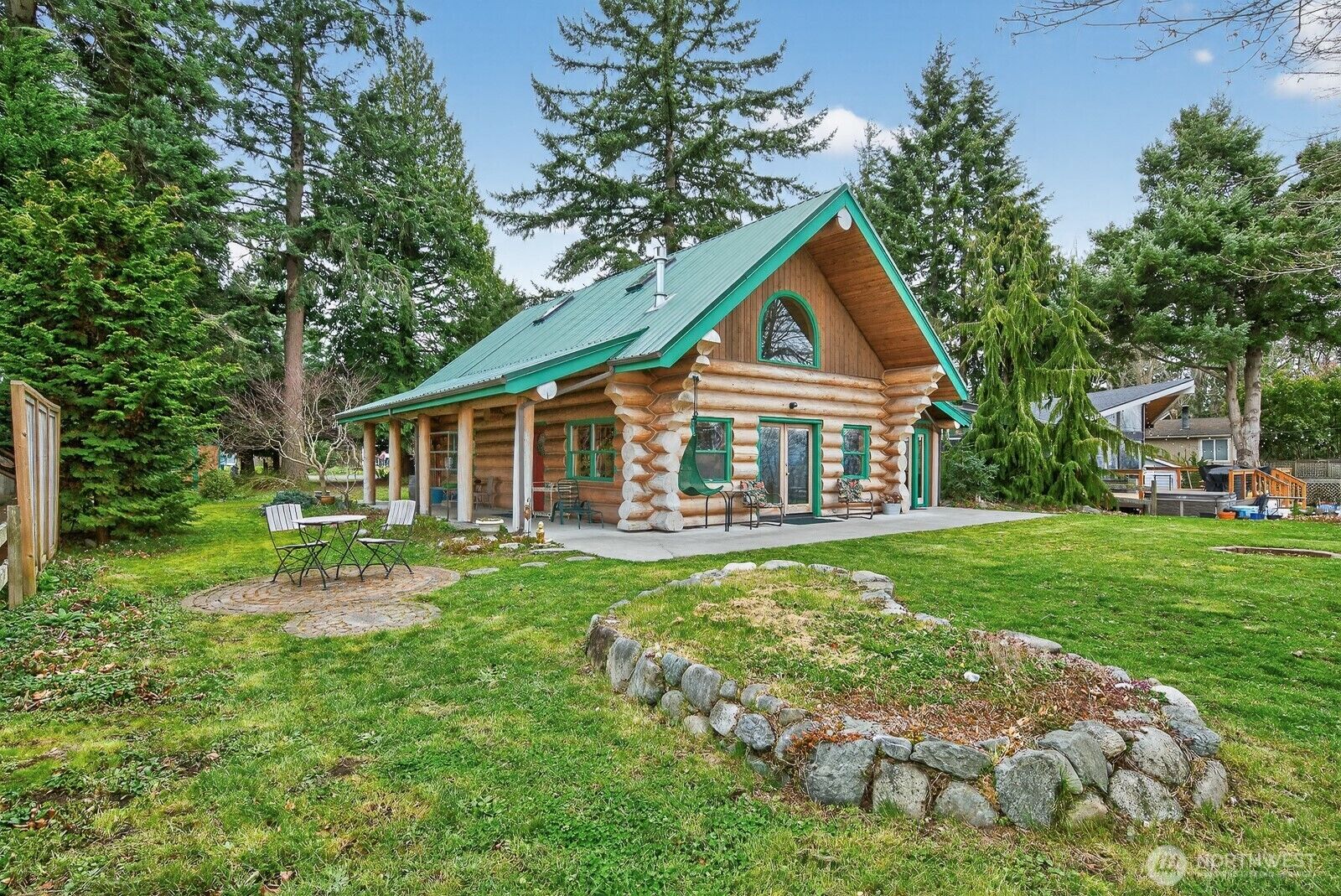 Property Photo:  2945  Janet Avenue  WA 98282 