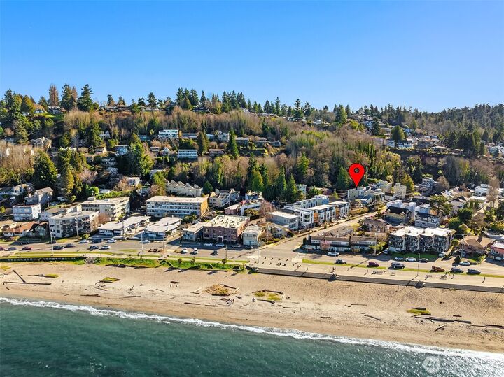 Property Photo:  2455  Wickstrom Place SW  WA 98116 