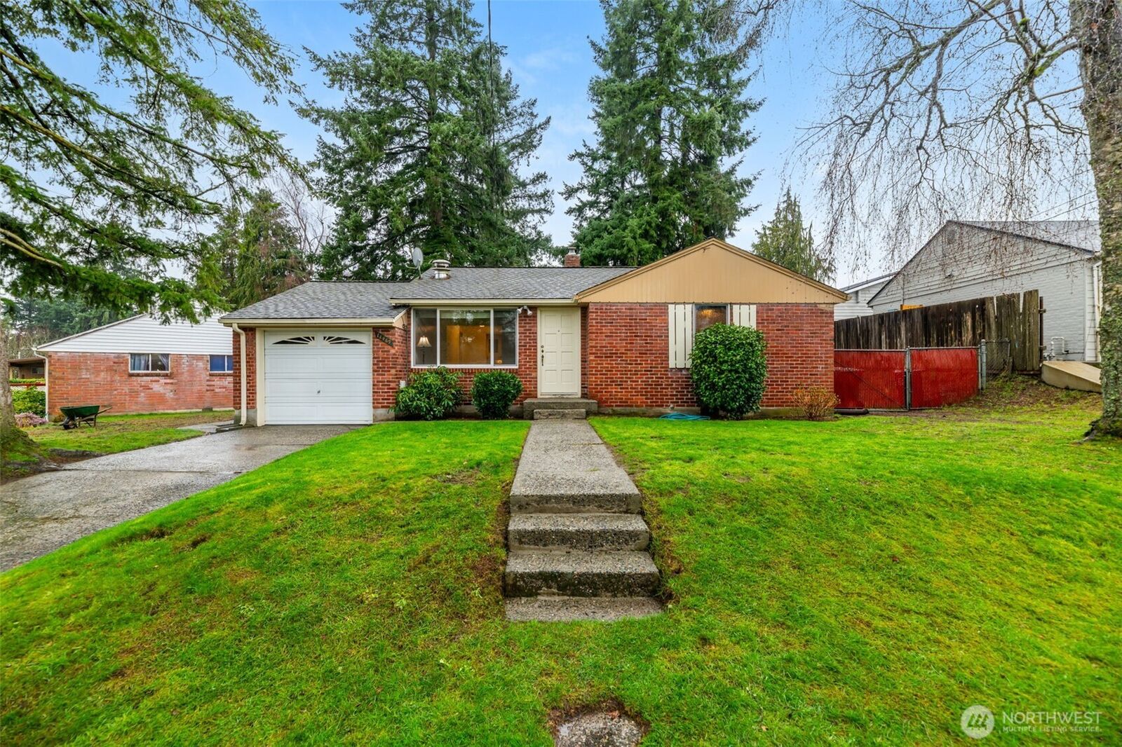 Property Photo: 11469 37th Avenue SW WA 98146