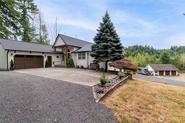 Property Photo:  314  Centralia Alpha Road  WA 98531 