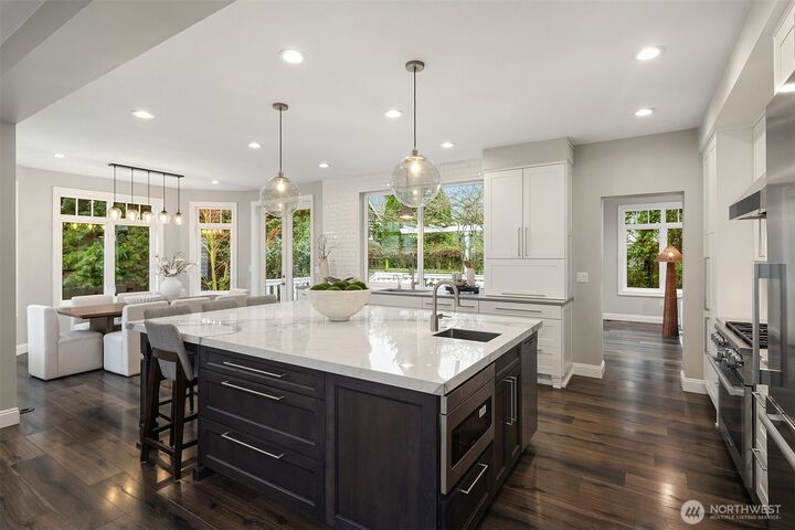Property Photo: 1416 2nd Street WA 98033