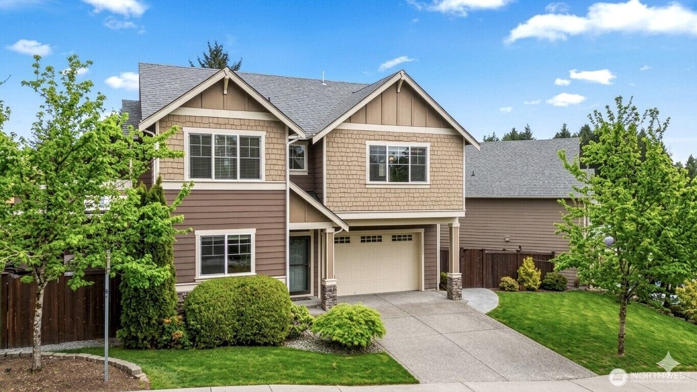 Property Photo:  25836  168th Place SE  WA 98042 