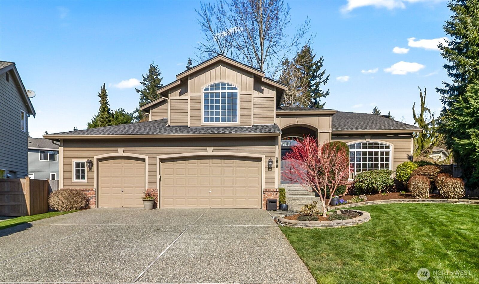 Property Photo:  6101  152nd Street SE  WA 98296 